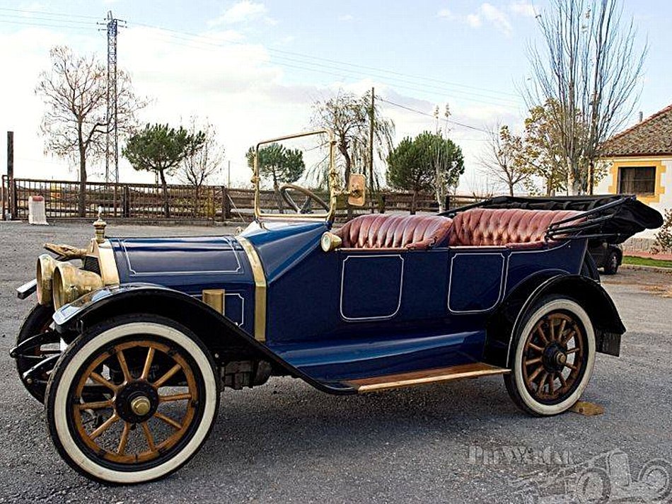 1914 Stanley Steamer Model 607 Touring.jpg